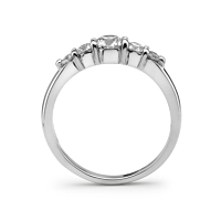 Platinum Peg Set Graduated Five Diamond Ring